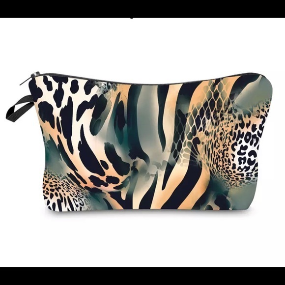 Handbags - New Green Leopard Safari Makeup Bag Clutch